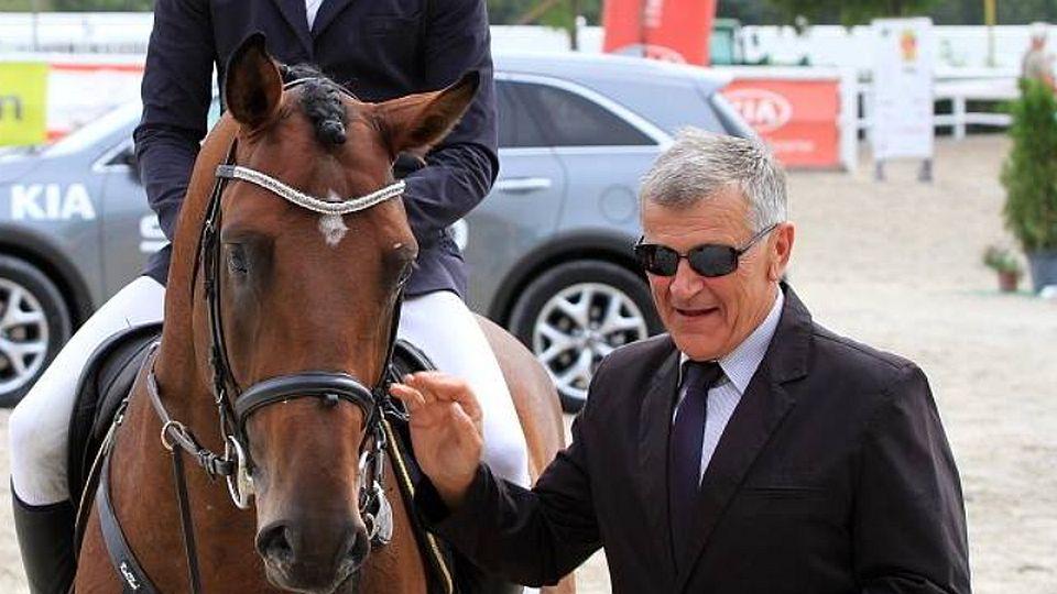 Zemřel Miloslav Perníček. Výrazná osobnost v jezdectví i v chovu koní